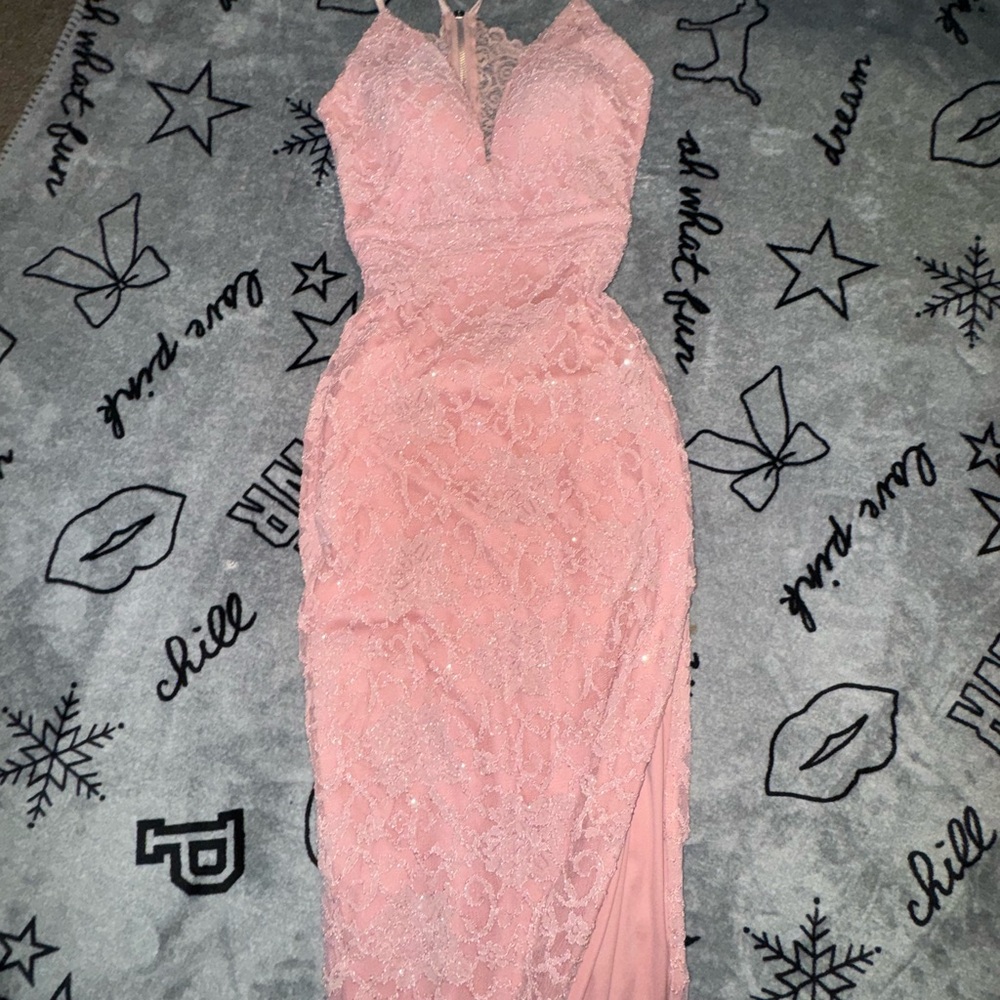 Elegant Pink Lace Dress